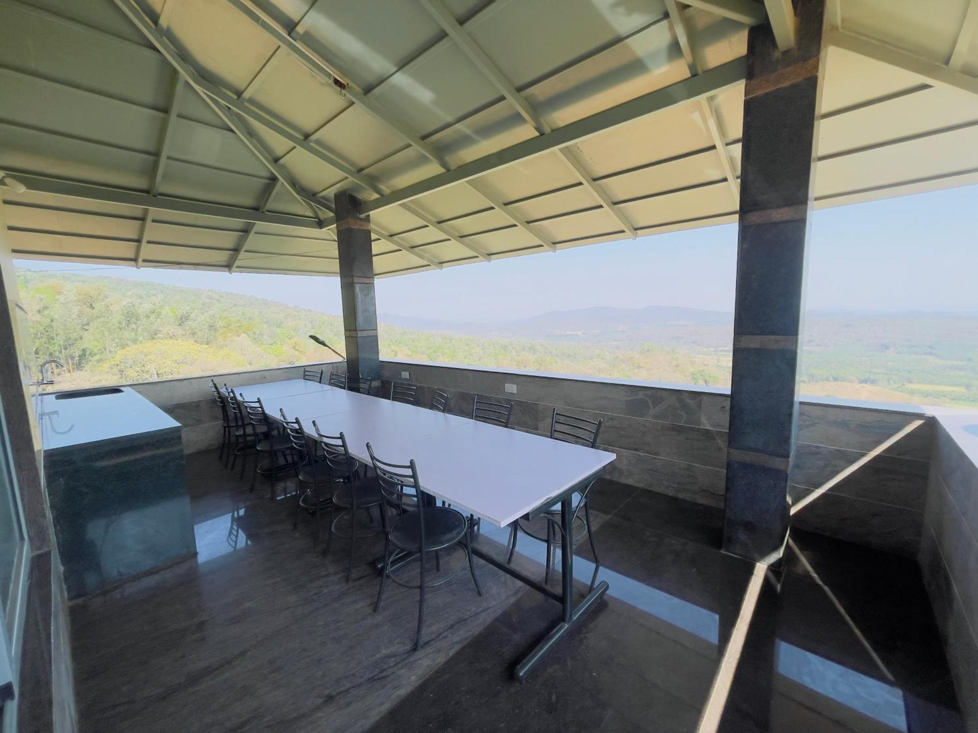 Rashi Z View Estate Stay Tarikere Екстериор снимка