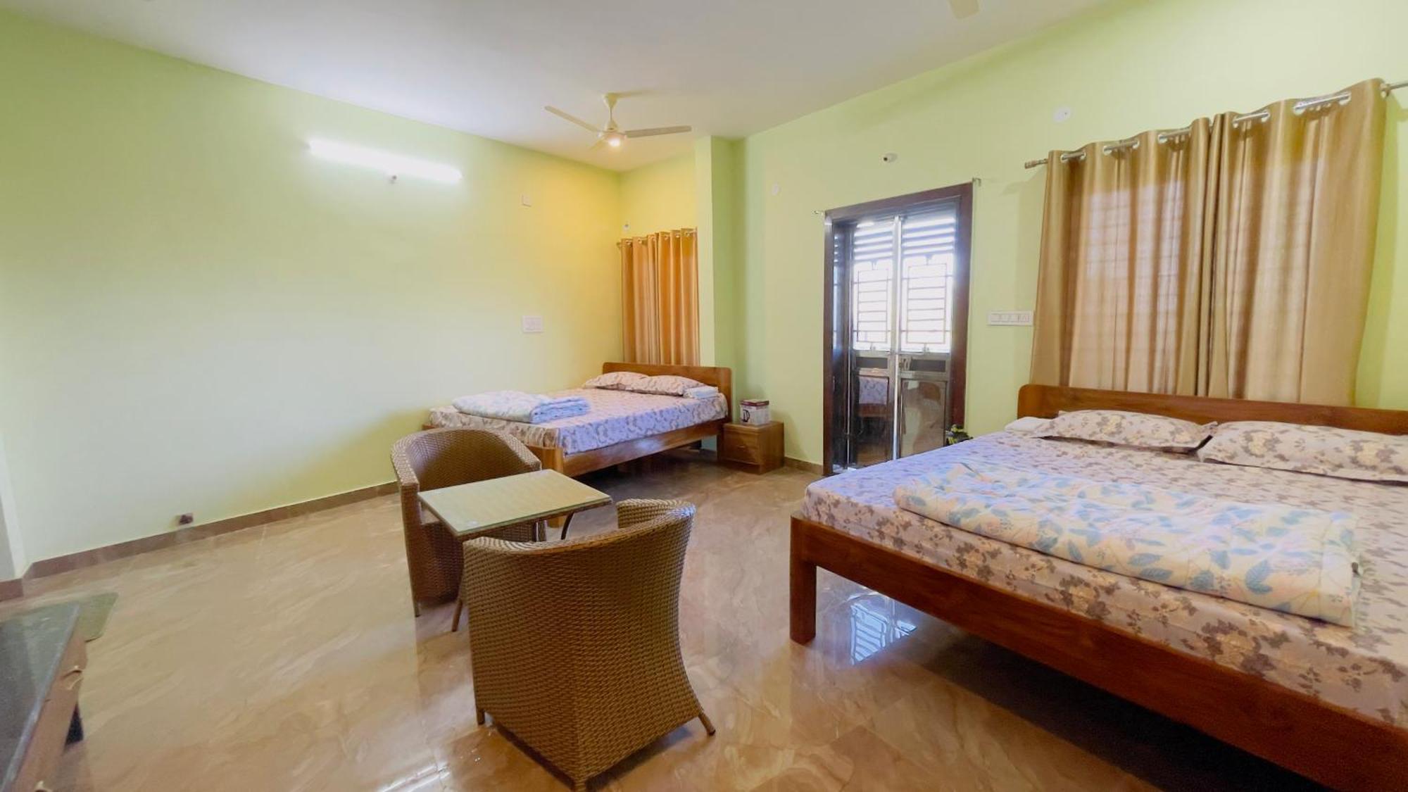 Rashi Z View Estate Stay Tarikere Екстериор снимка